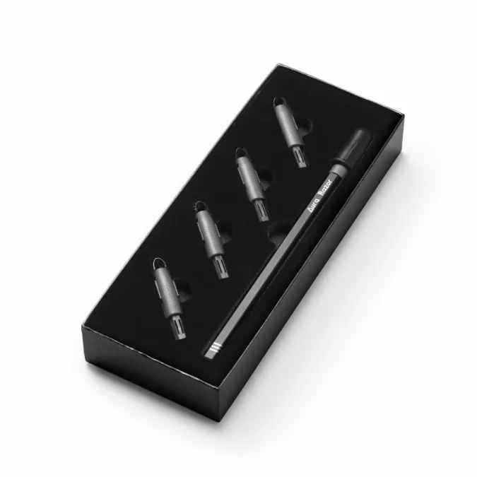 Aura Razor tatuointiveitsi