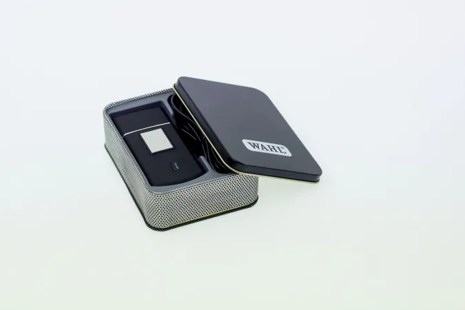 Mobile shaver