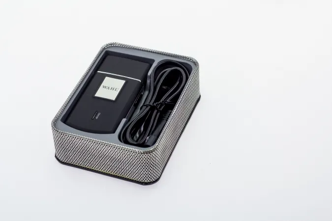 Mobile shaver